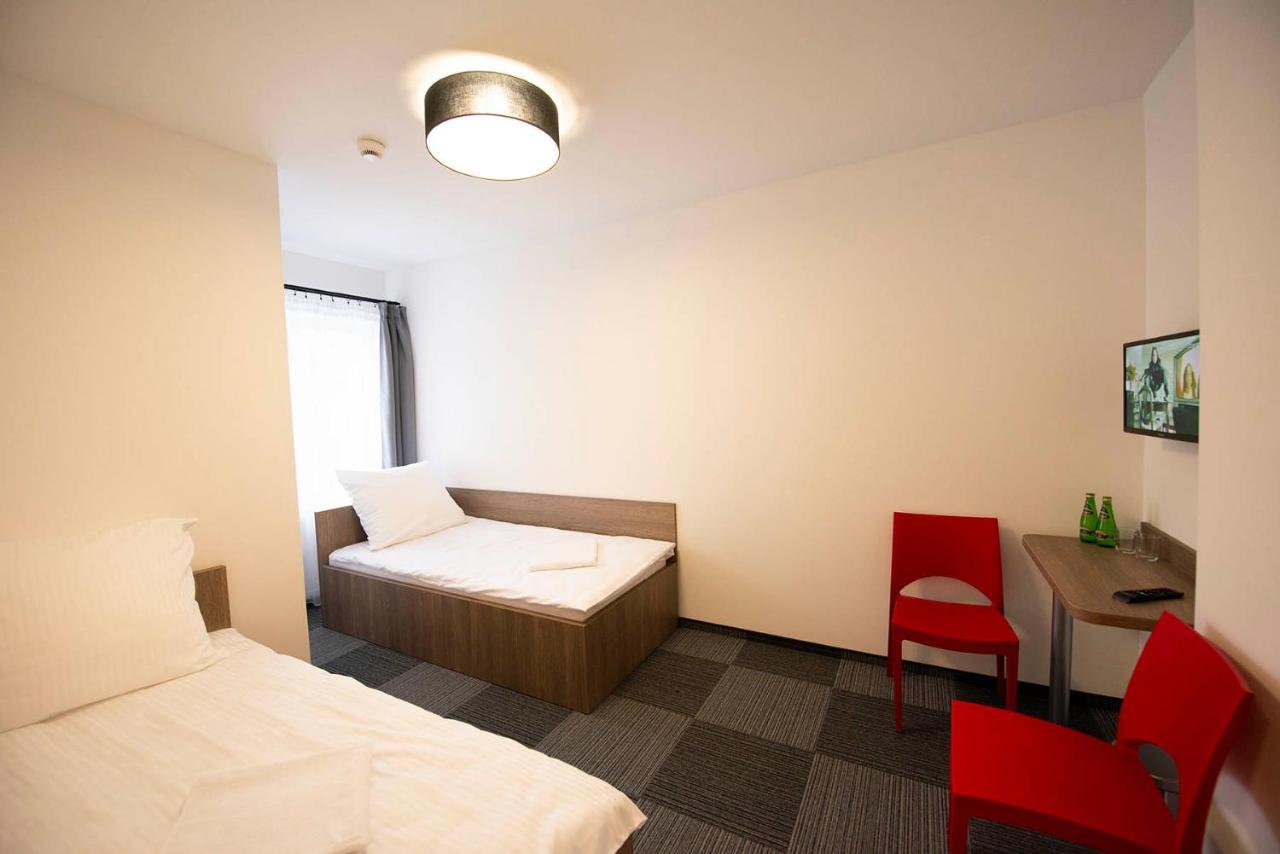 Hostel SMS Bydgoszcz Buitenkant foto