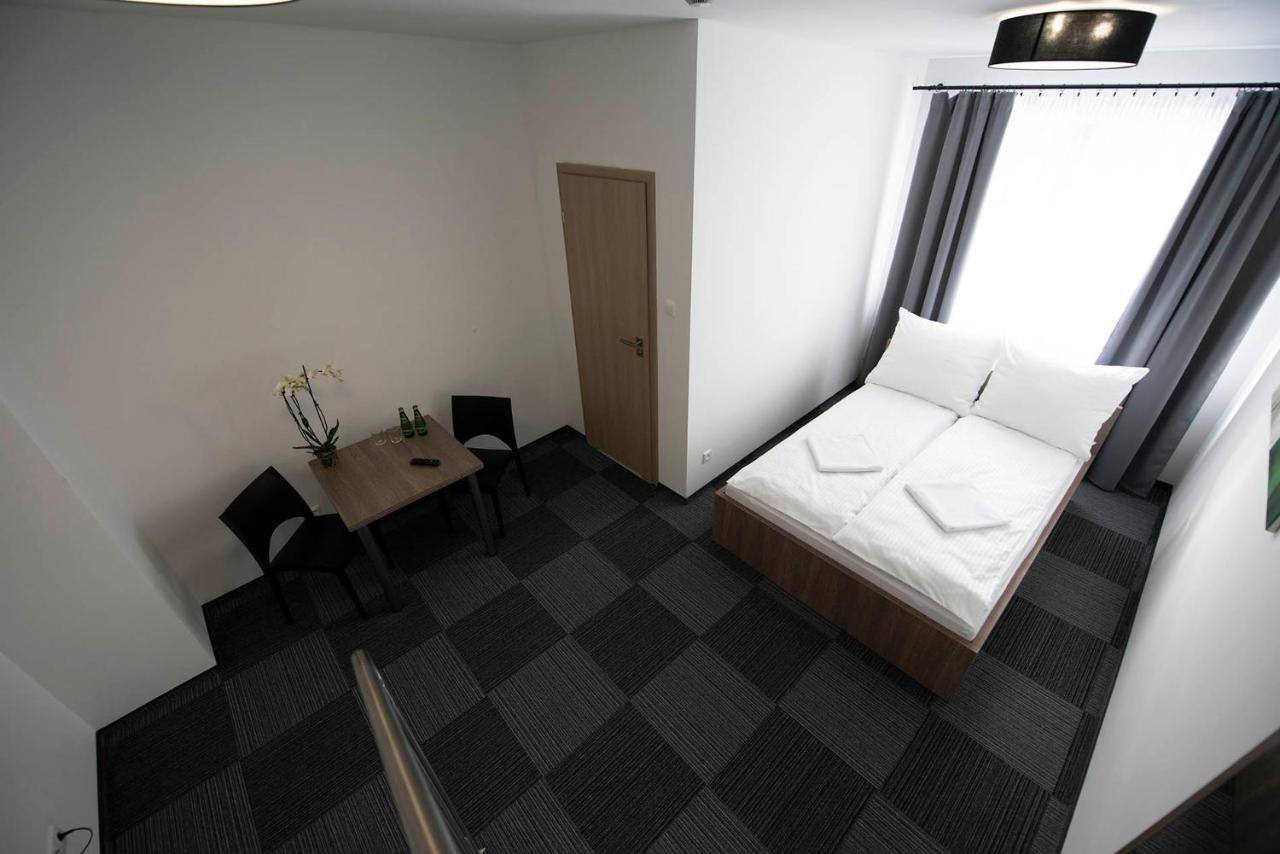 Hostel SMS Bydgoszcz Buitenkant foto