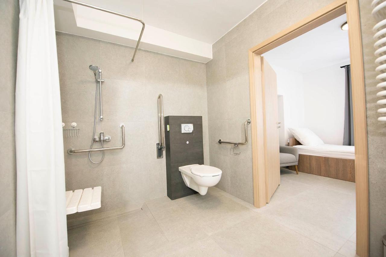 Hostel SMS Bydgoszcz Buitenkant foto