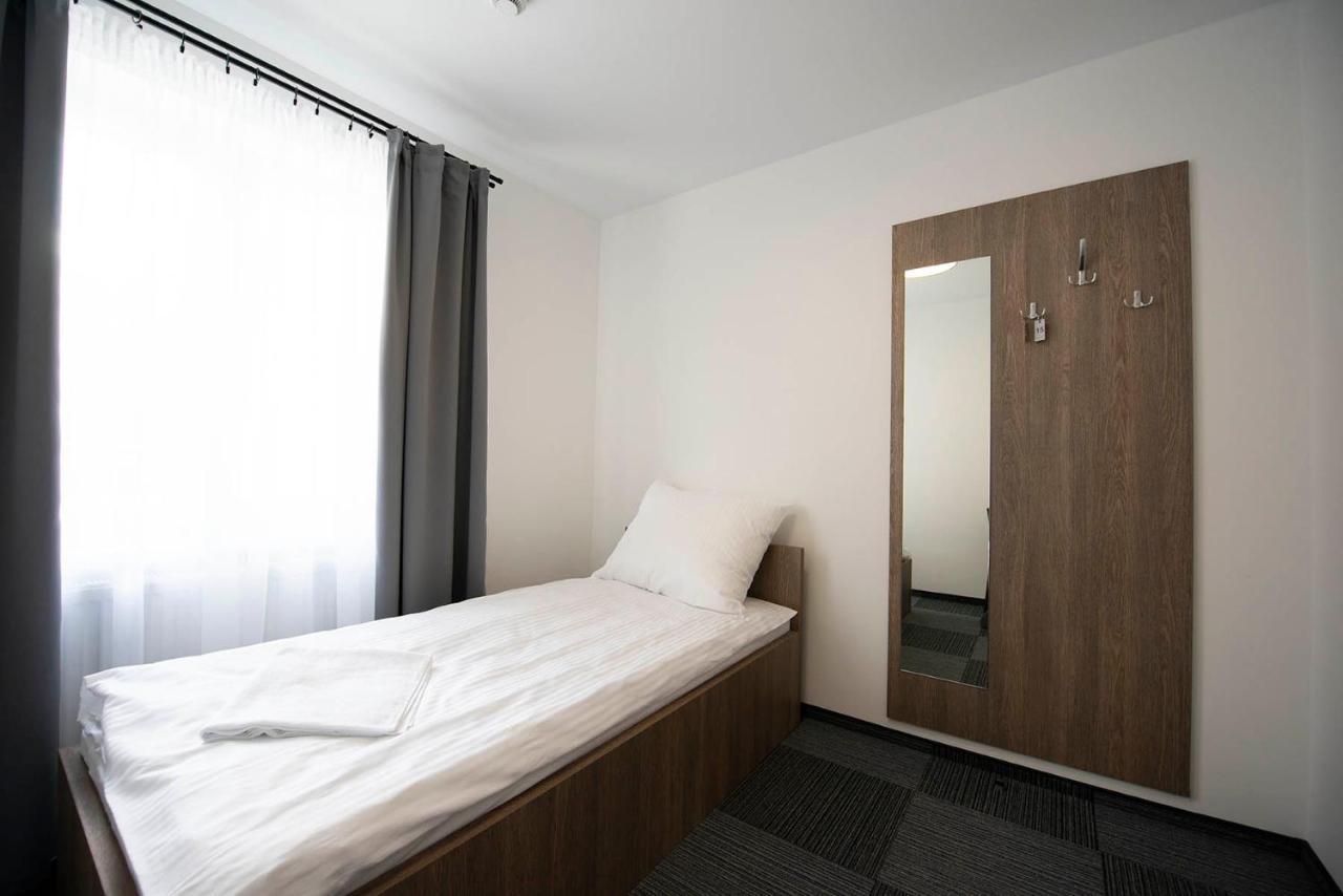 Hostel SMS Bydgoszcz Buitenkant foto