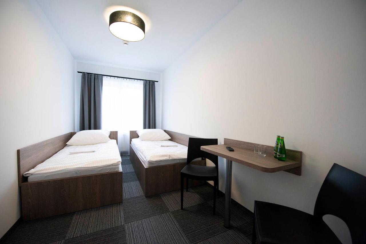 Hostel SMS Bydgoszcz Buitenkant foto